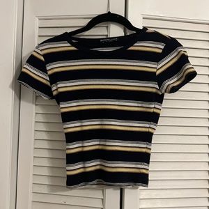 brandy melville crop top